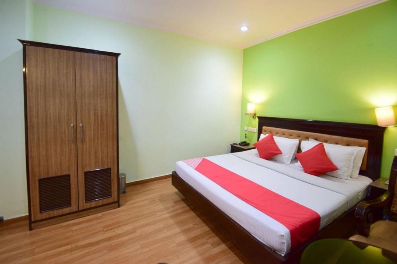 Goroomgo Marc Shimla Near Mall Road - Luxury Room - Excellent Service - Ample Parking - Best Hotel In Shimla Zewnętrze zdjęcie