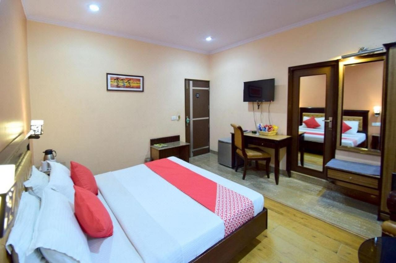 Goroomgo Marc Shimla Near Mall Road - Luxury Room - Excellent Service - Ample Parking - Best Hotel In Shimla Zewnętrze zdjęcie